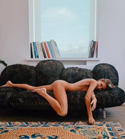 Юлия, Г. Азов